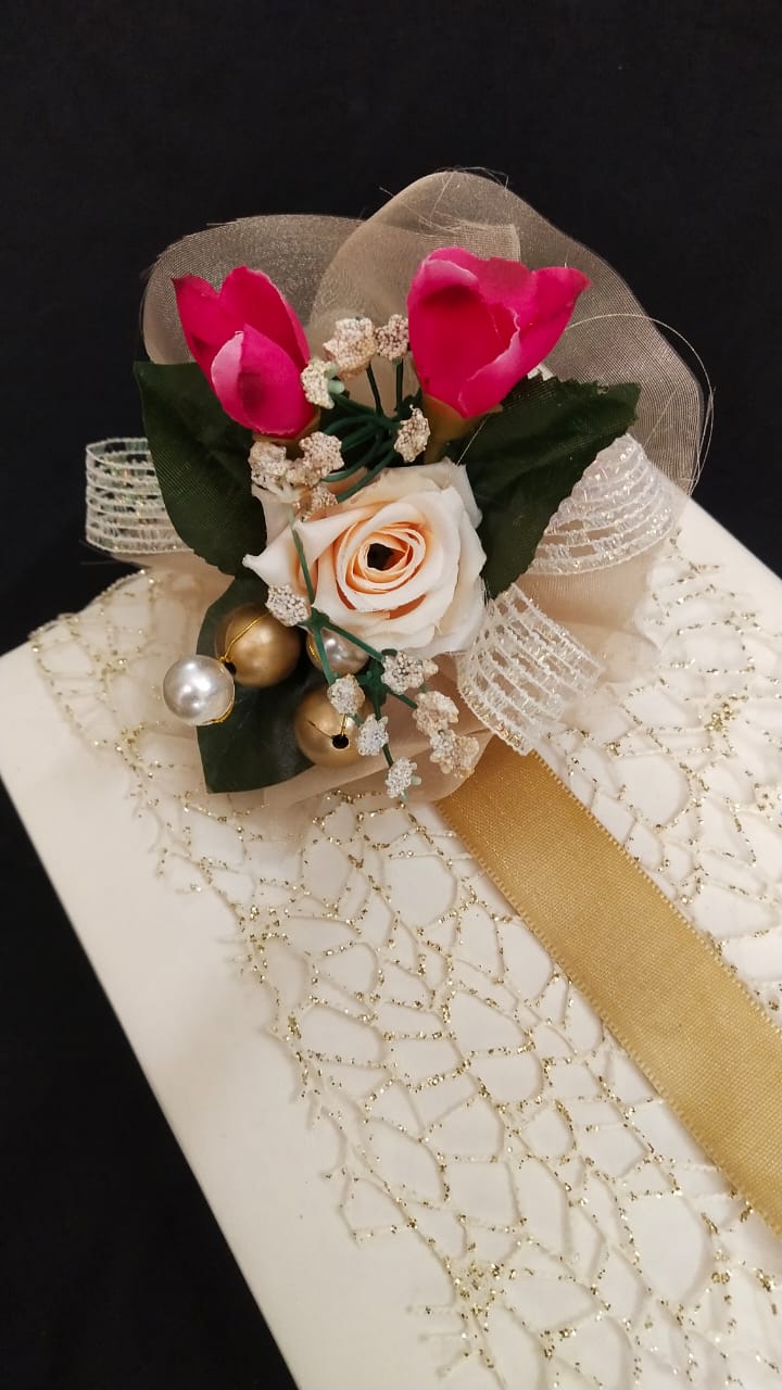 Flower Bunch for Dry Fruit Box Packing