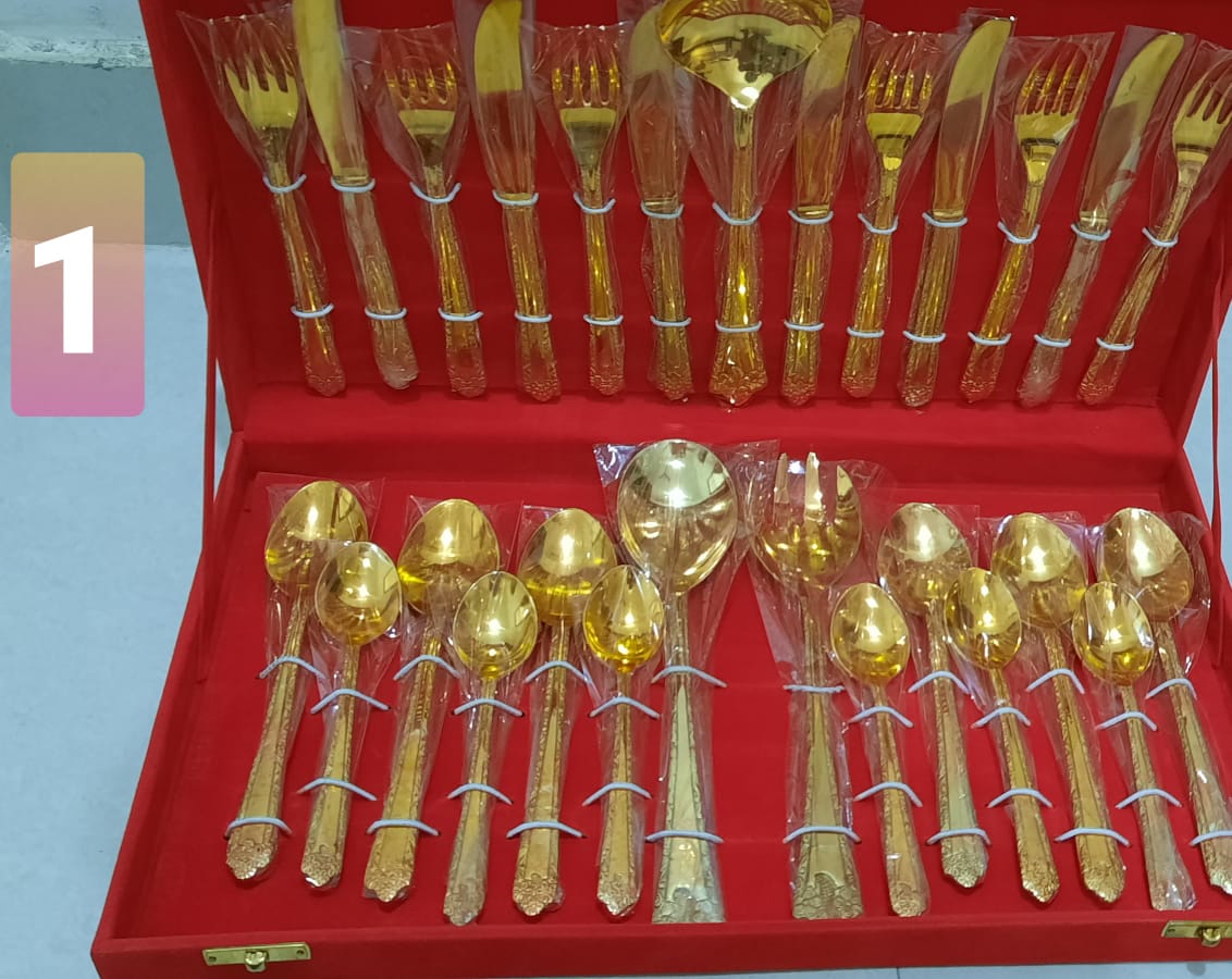 CUTLERY SET with beautiful hand engraving - Image 3