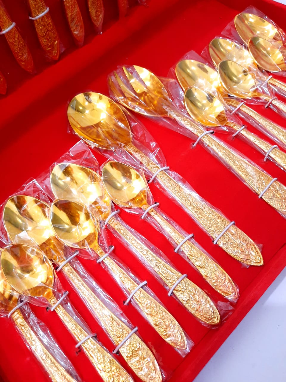 CUTLERY SET with beautiful hand engraving - Image 6