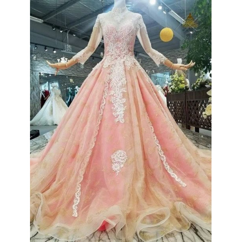 Fabulous High Collar Ball Gown Wedding Dresses With Embroidery