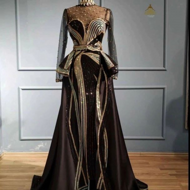 Black And Gold Sequins Evening Gown Appliqued Prom Dresses