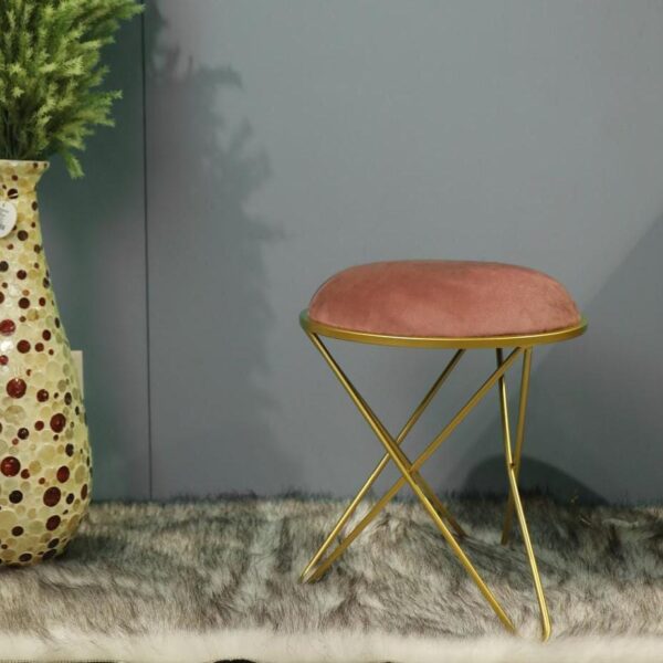 Round Pink Metal Puff