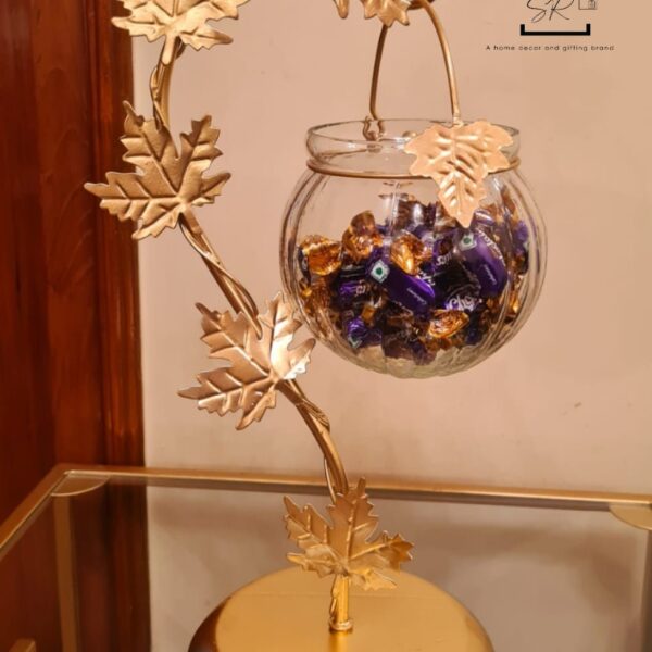 Hanging Platter For Stocking