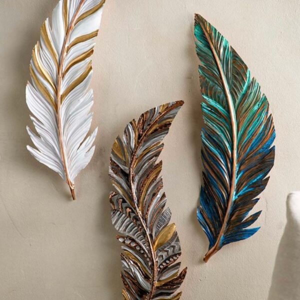Leaf wall decor