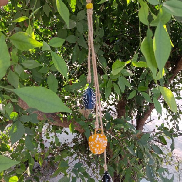 Metal 3 Cluster Shape Hanging Bells