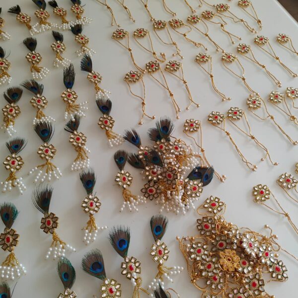 Kundan bracelet broach combo