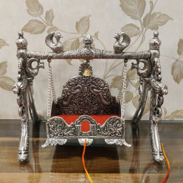 Big size jhulla for krishna ji