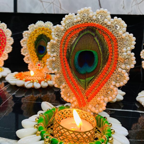 Peacock theme unique candle holder