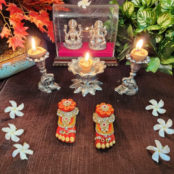 DIWALI Decor Combo Set for Gifting & Decor Decor that Signifies Positivity & Happiness to your Homes Elephant T-lights + Lotus Bowl cum T-Light + Charan Best Additions for Festives | Decor | Gifting | Hampers | Material - Metal / Terracotta