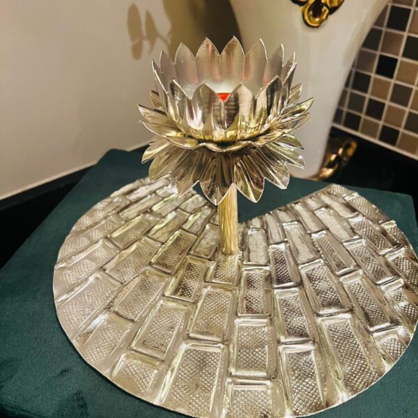 Brick Tea-light 9.5 inch base 3.5 inch flower Aluminum made