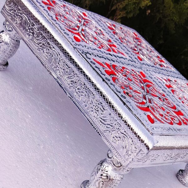 Chowki with 4 Round German silver leg