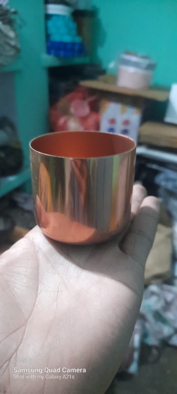 Metal Iron planters with shinning copper finish