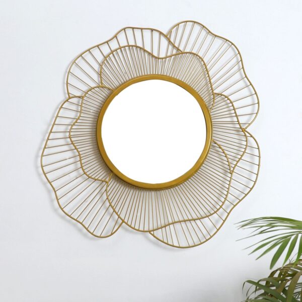Flower Wrinkled Metal Wall Mirror