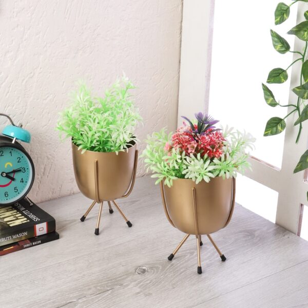 Gold & Black Planter With Stand Set of 2
