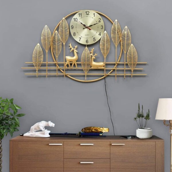 Deer leaf wall clock