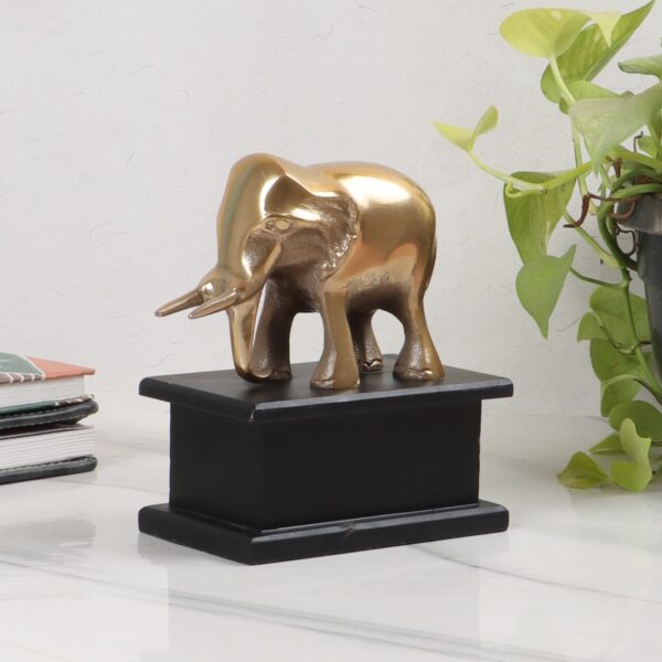 Gold Aluminum Elephant Table Decor