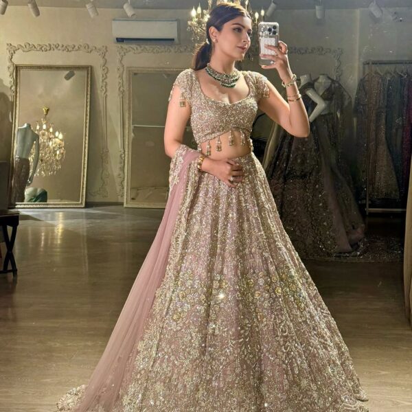 Dori Work Lehenga With Embellished
