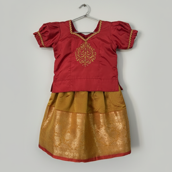 Pattu Langa Voni for Kids