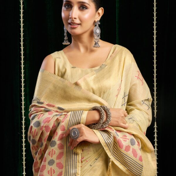 Soft spun cotton & Jari border with Zhallar Saree