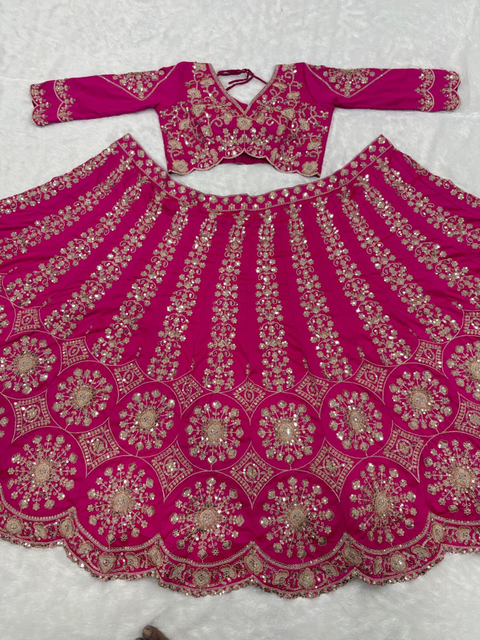 Premium Two Tone Silk Lehenga Choli - Image 5