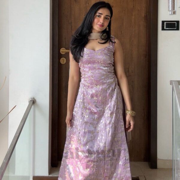 Jimmy Silk Embroidery Kurti Set