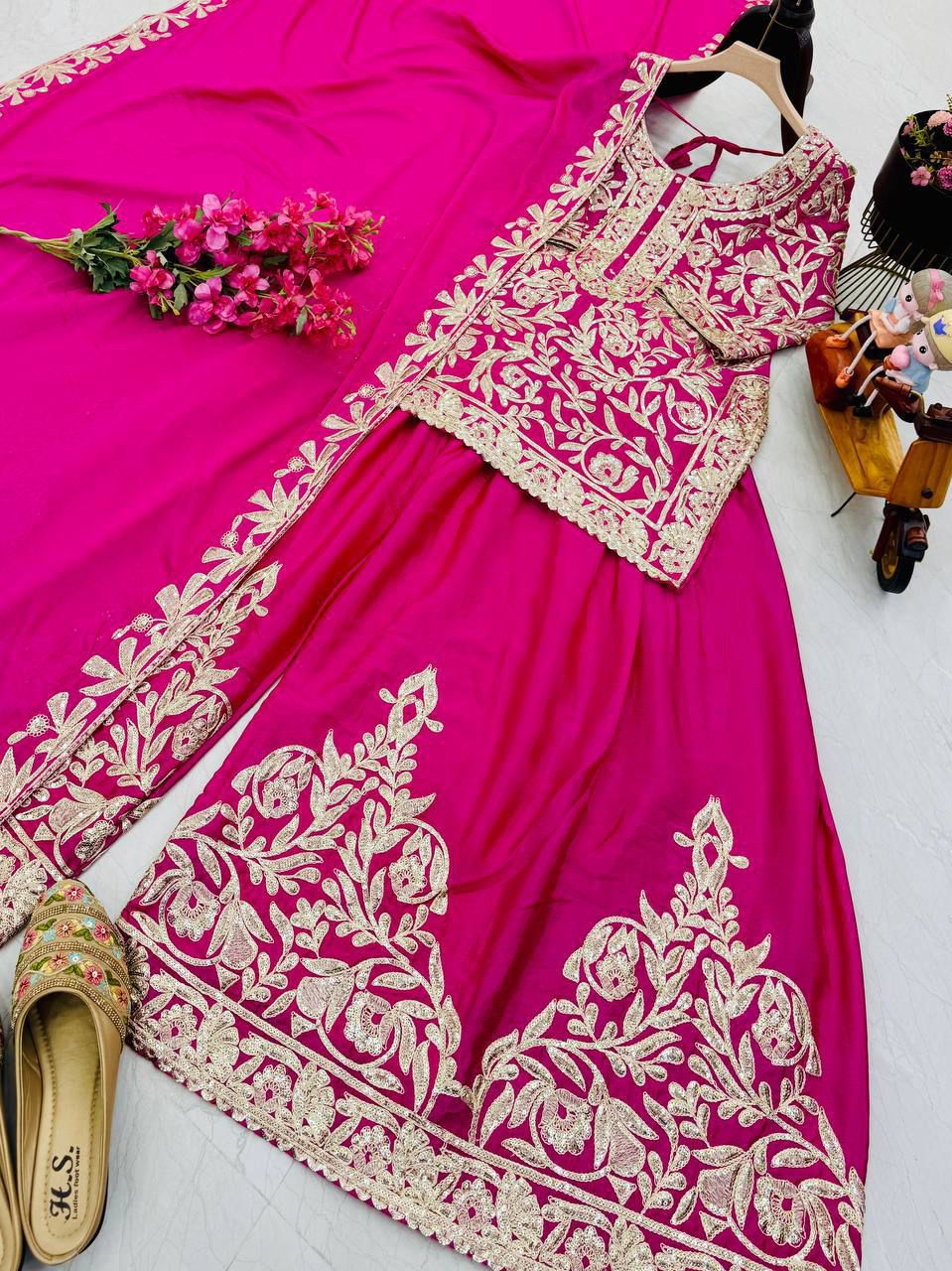 Karwa Chauth Designer Kurti Set - Image 3