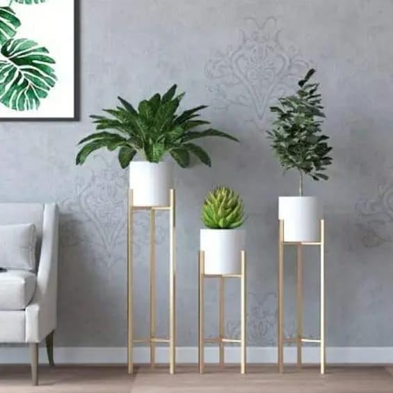 White and gold metal planter set of 3