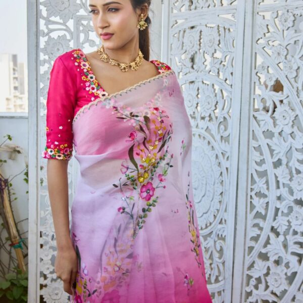 SOFT CUT DANA FLOWER WORK WITH BORDER Saree