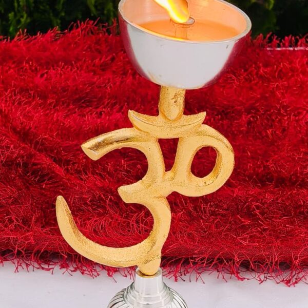 German silver Om design diya