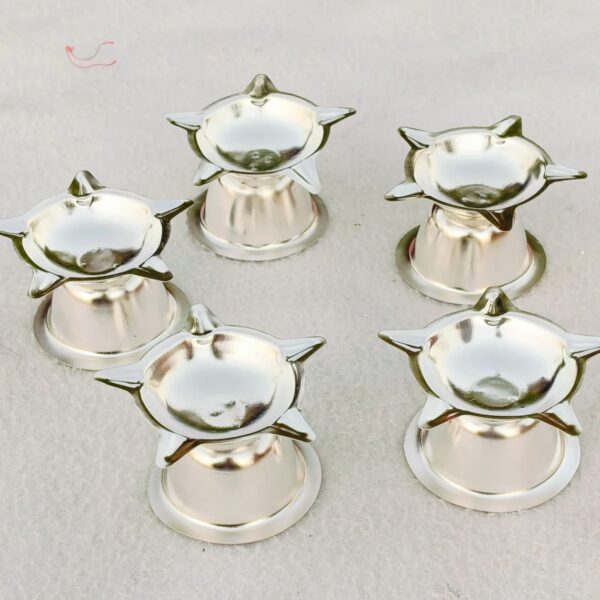 German silver daily use panchmukhi diya