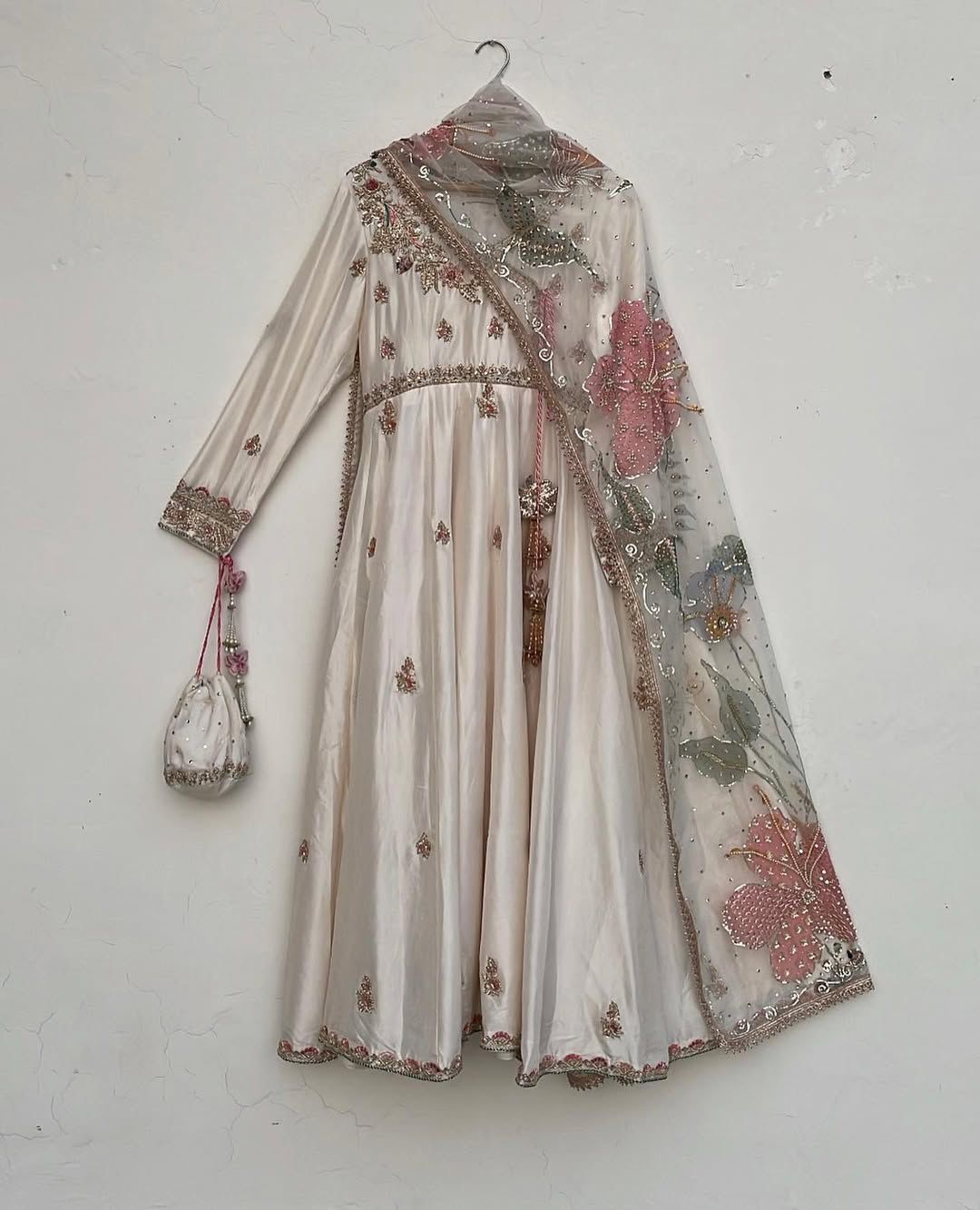 Chinon Embroidery Gown Set - Image 3