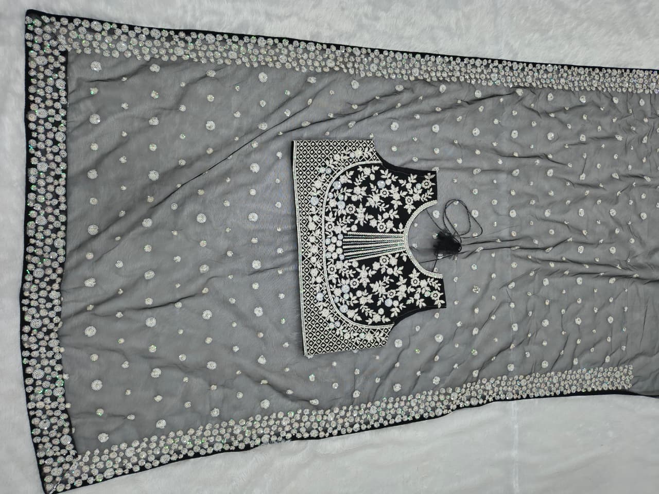 Black White Premium Butterfly Soft Net Embellished Saree - Image 4