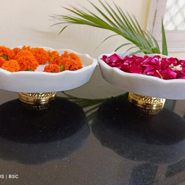 Multipurpose / center piece/urli with candle