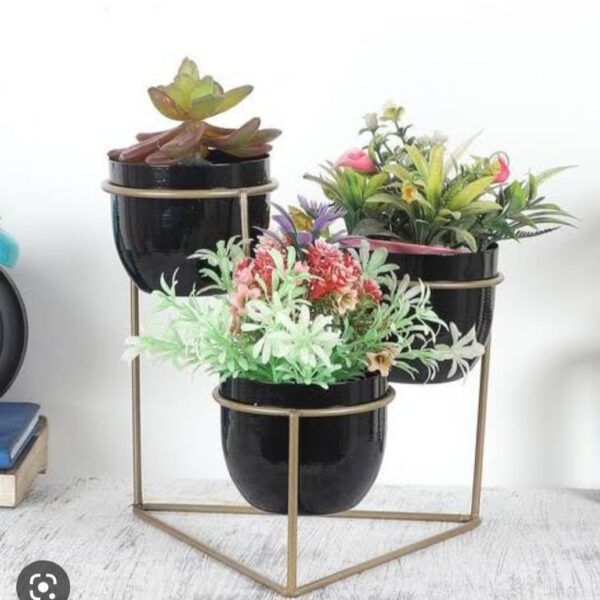 Triangle Pot Planter