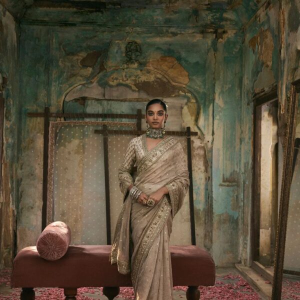 Premium Gold Crush Saree Embellished With Sequins