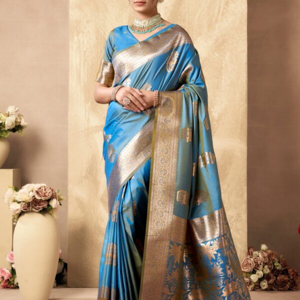 Rich Pallu Silk Saree with Zhallar