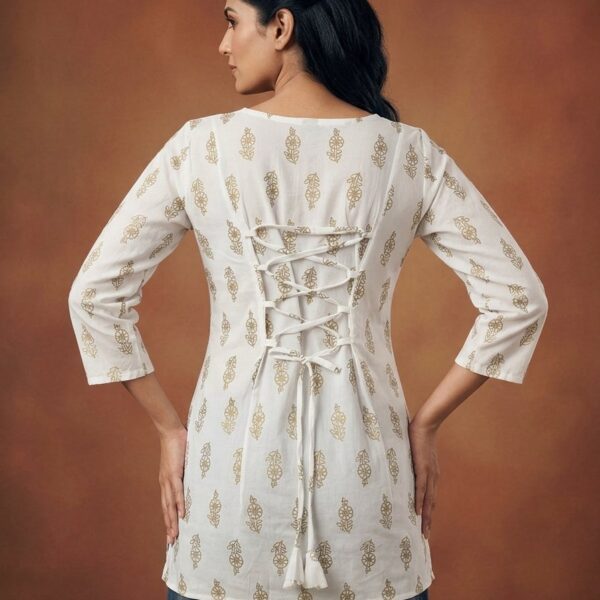 Woman Rayon Foil printed Fancy Top & tunic