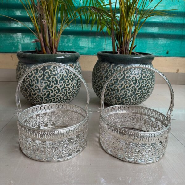 Round basket with beautiful jhali work tray