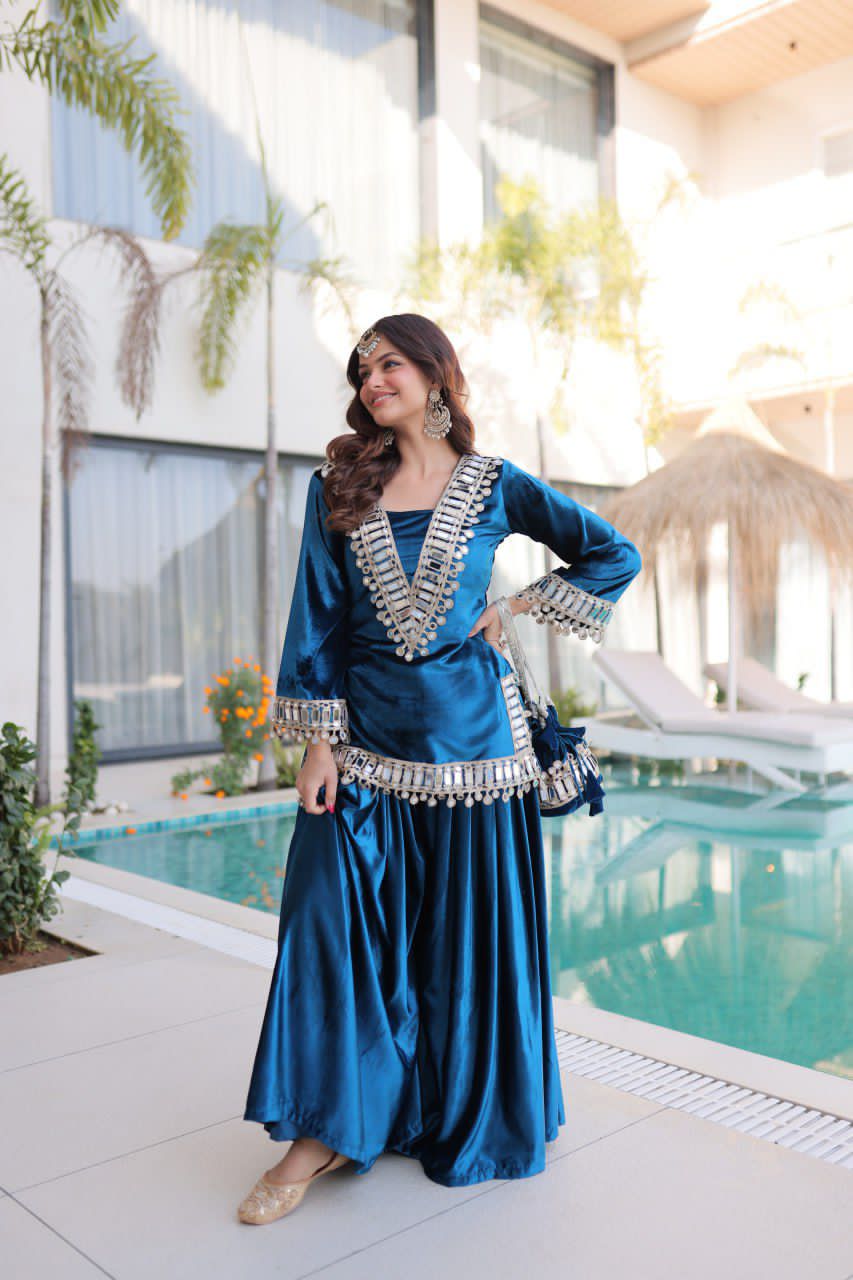 Velvet Mirror work Designer suit Set - Image 6