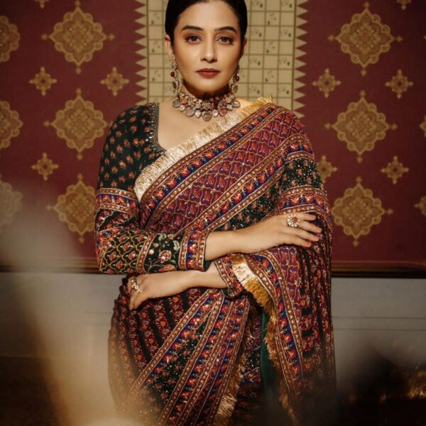 Priya Mani Soft georgette saree with digital print