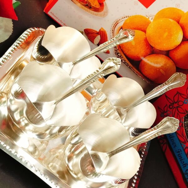 German silver 4 Lotus bowl with 4 rajwadi spoon and tray set