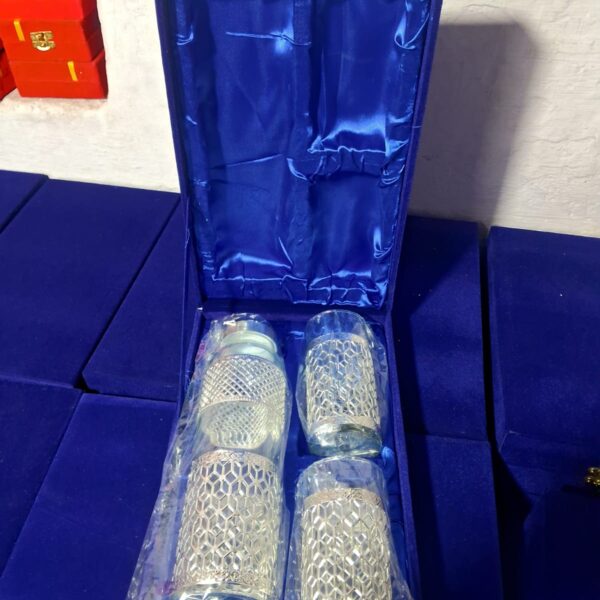 Glass Bottle sets with Velvet Box Packing