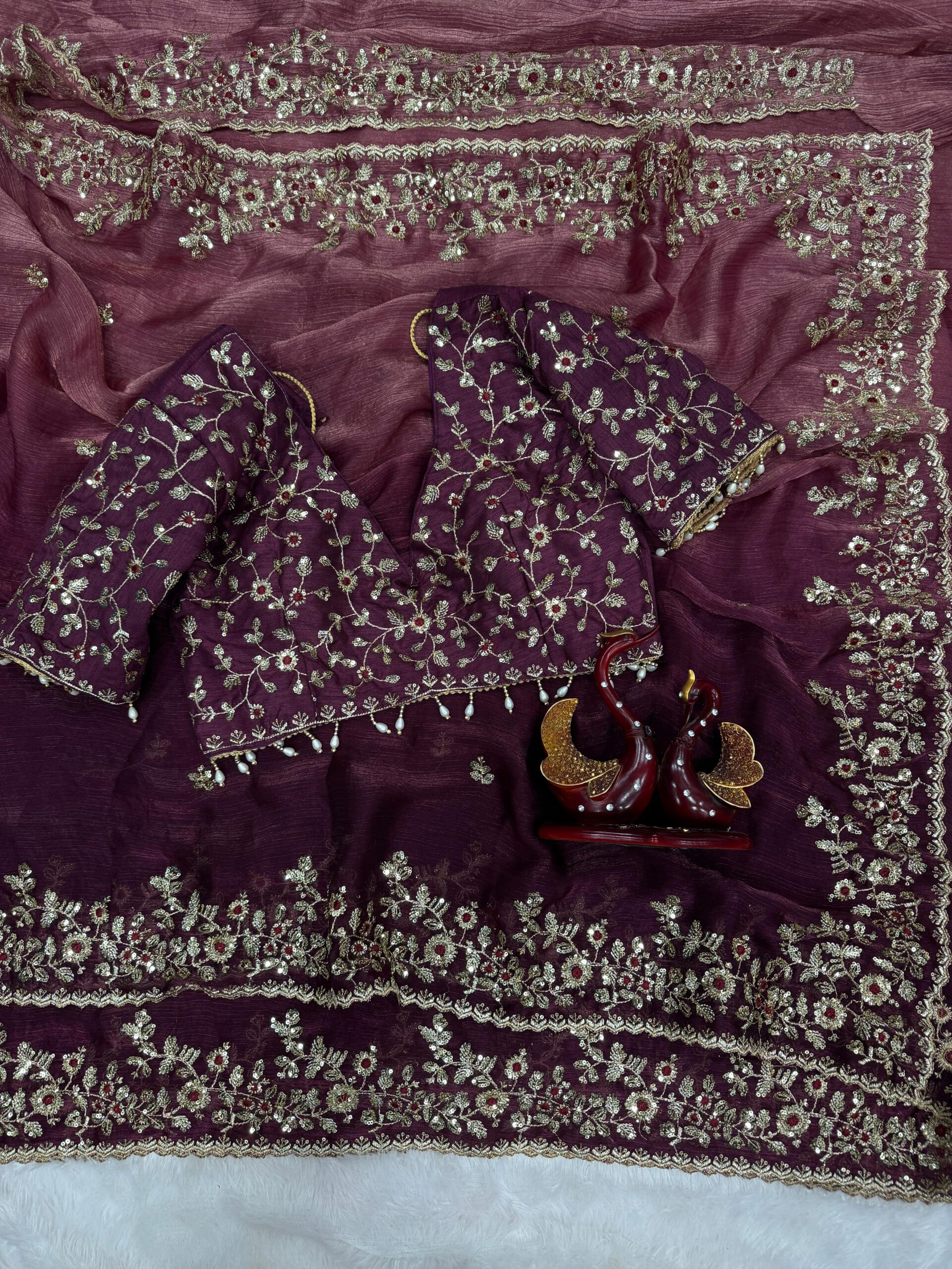Shaded color in soft Fendy Chiffon Saree - Image 5