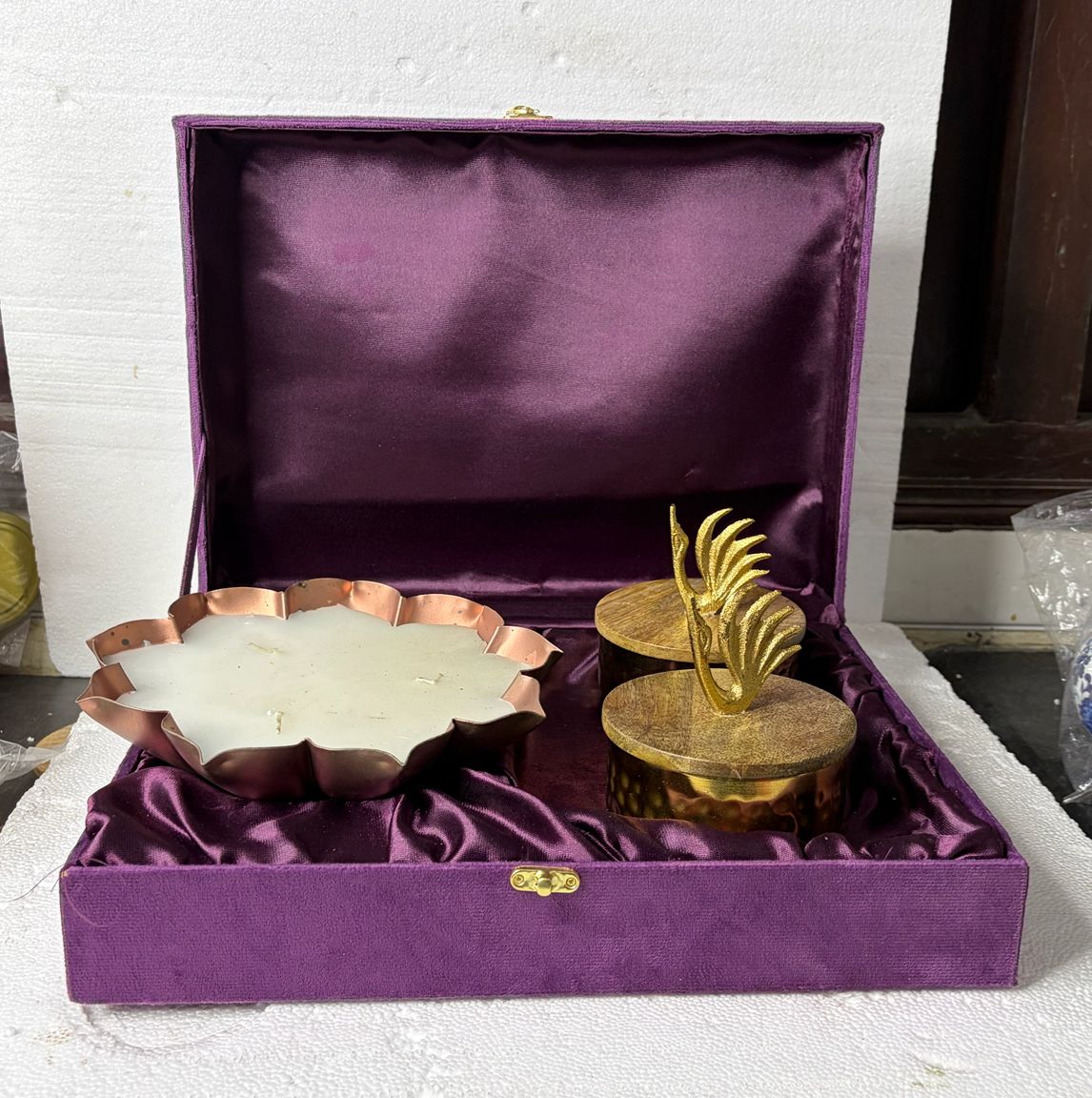 Permium wax urli candle with metal jars