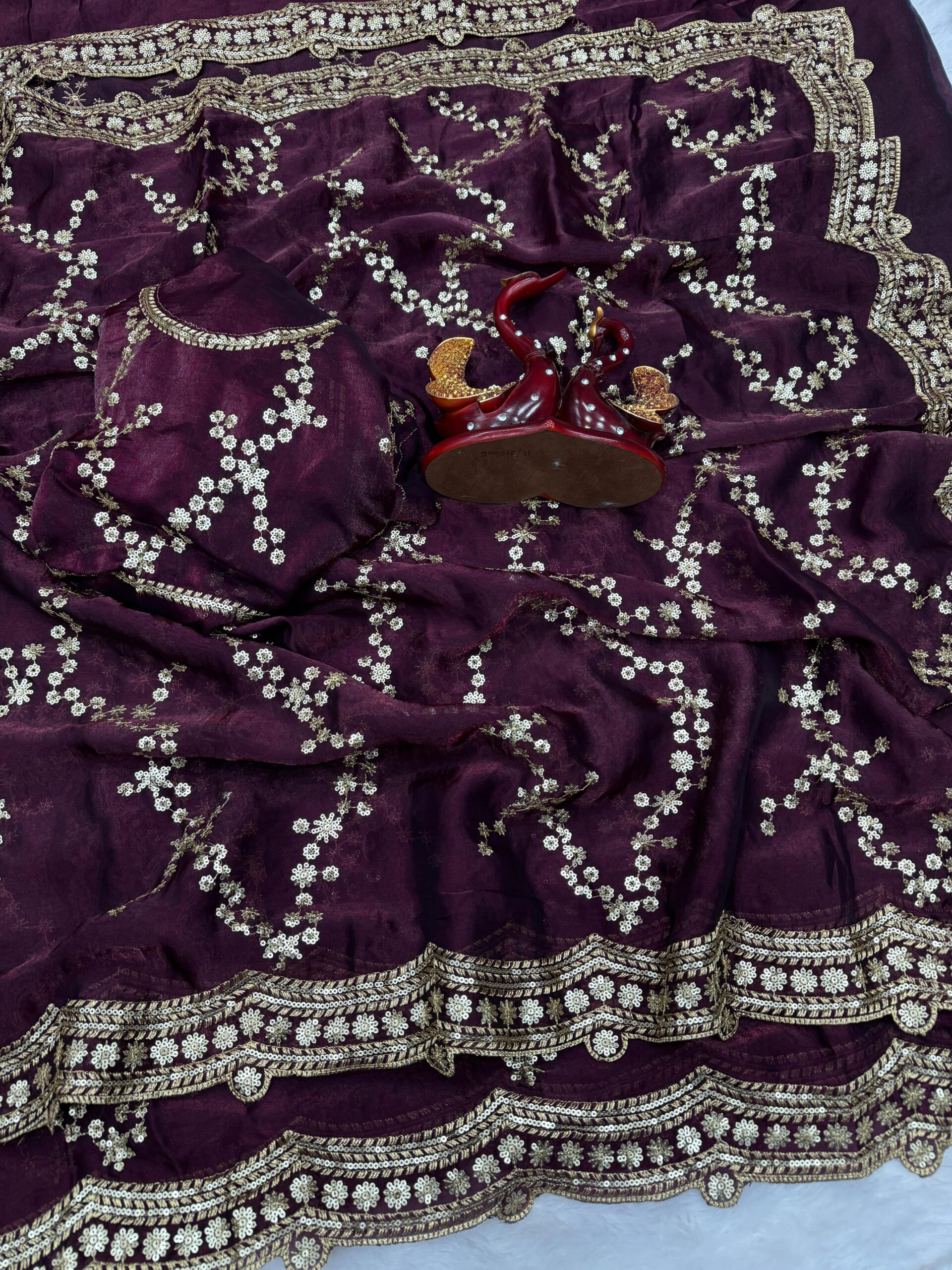 Soft Space Silk Saree with Embroidery Work - Image 4