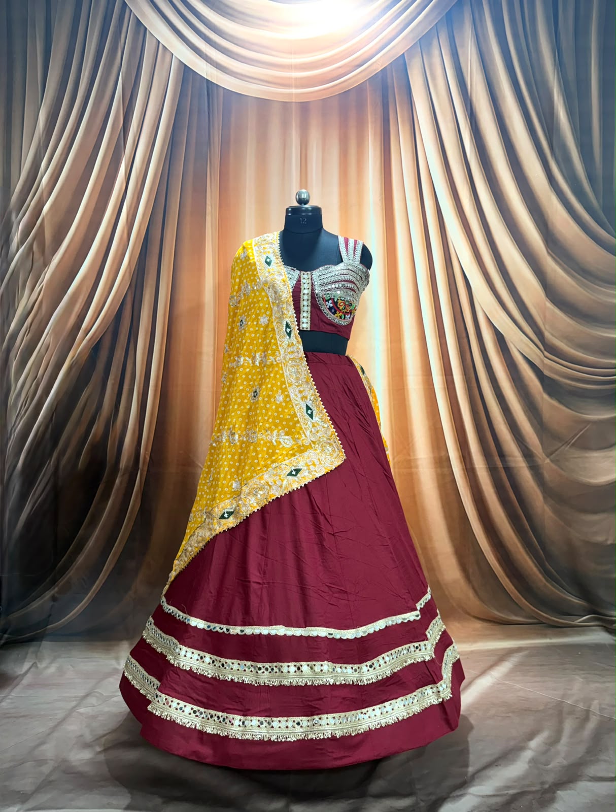 Spaghetti Style Blouse With Mirror Work Border Chaniya Choli - Image 10