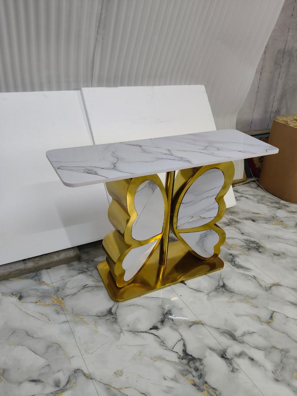 Butterfly Console Table – Where Art Meets Luxury - Image 2