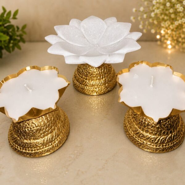Combo of urli 2 aroma wax diyas