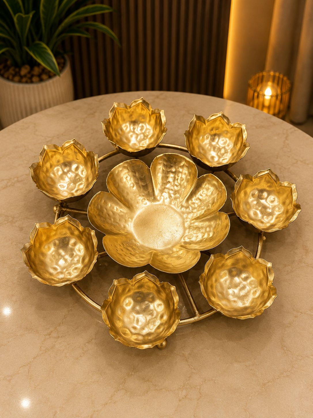 Designer Urli Set lotus-shaped tea light holders - Image 4