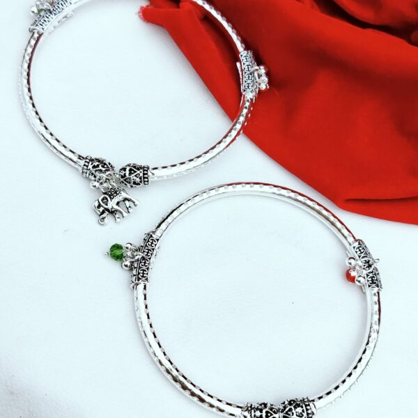 Traditional vintage look Ankle kada pair